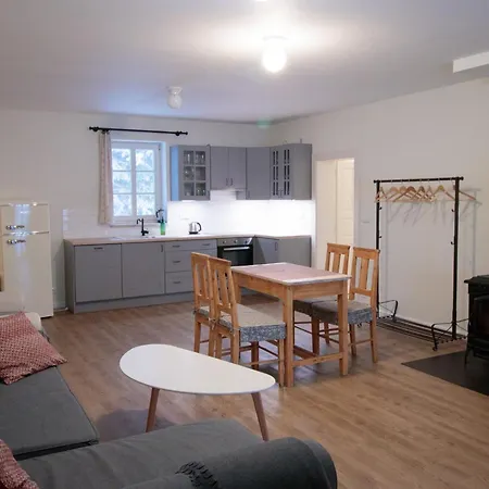 Apartamento COUNTRY HOUSE Tisá