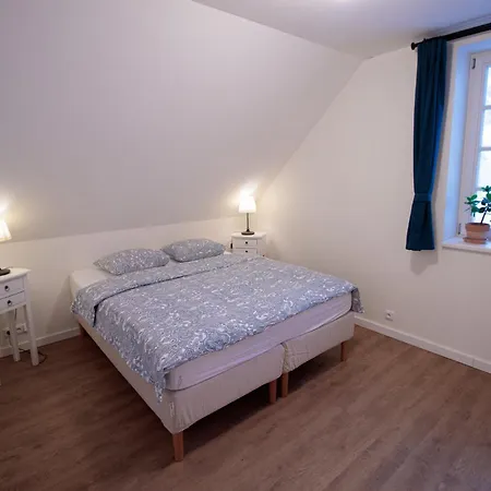 COUNTRY HOUSE Tisá Apartamento *